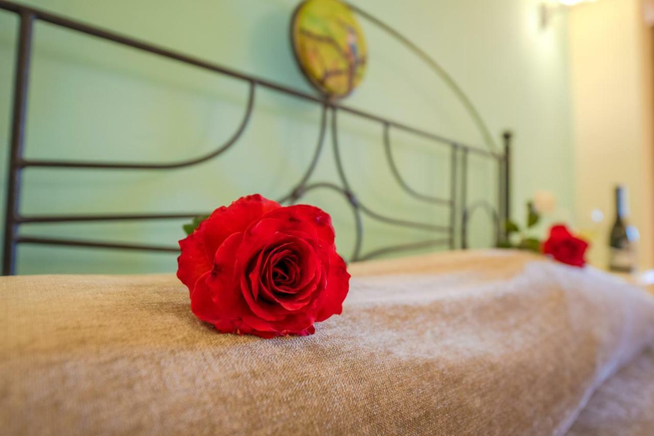 Orpheas Resort Hotel (Adults Only) Paralia Kourna Екстер'єр фото